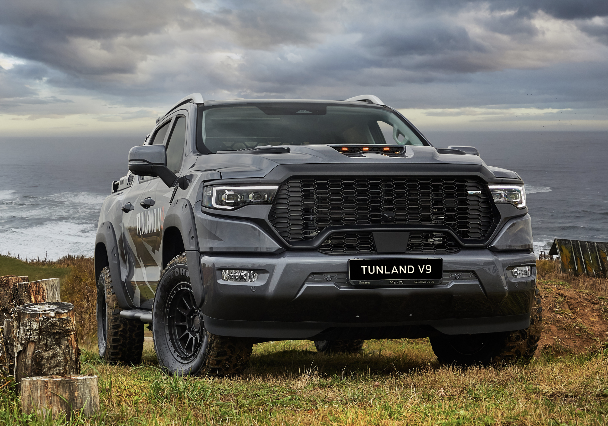 В России начались продажи пикапа FOTON TUNLAND V9 с бензиновым двигателем